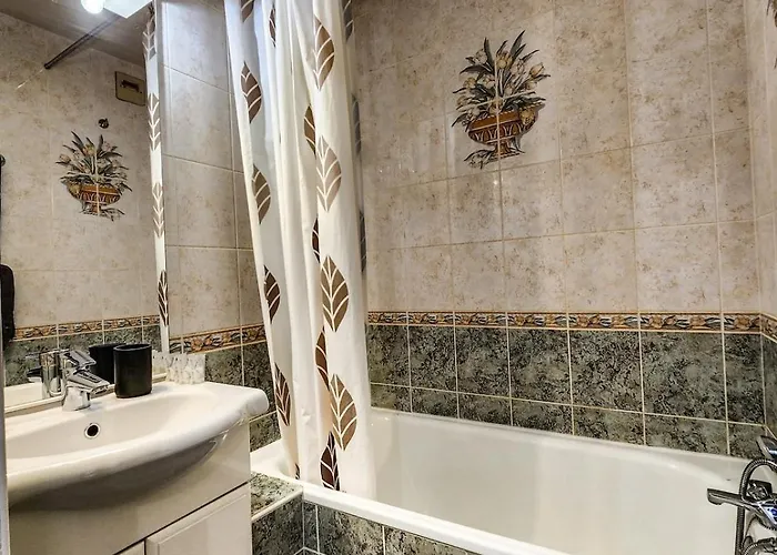 Pour 5 Personnes Avec Balcon