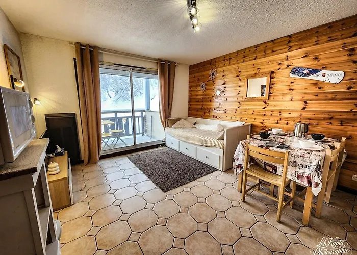 Pour 5 Personnes Avec Balcon *